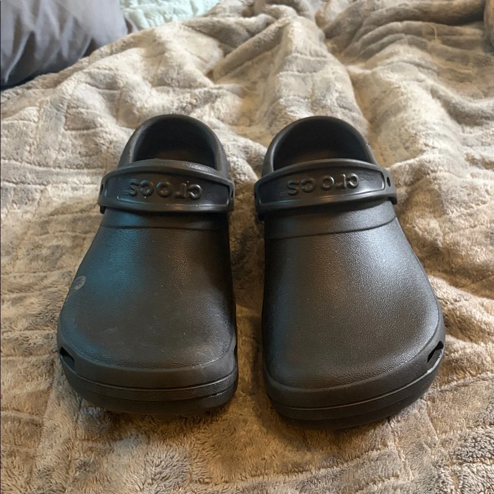 Crocs - Picture 2 of 5